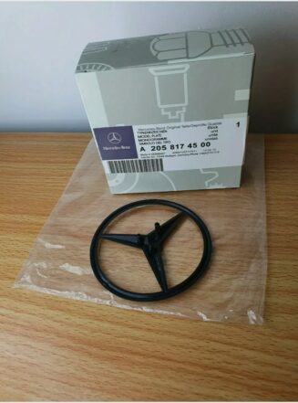 Mercedes C Class W205 .A2058174500 GLOSS BLACK Rear Star Badge, fits 2014 - 2019 - Image 4